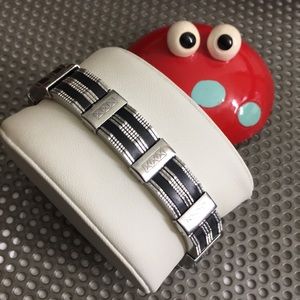 🖤NEW Stainless steel bracelet